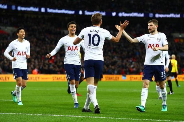 詹姆斯12+9库里7分 美国男篮大胜巴西晋级四强